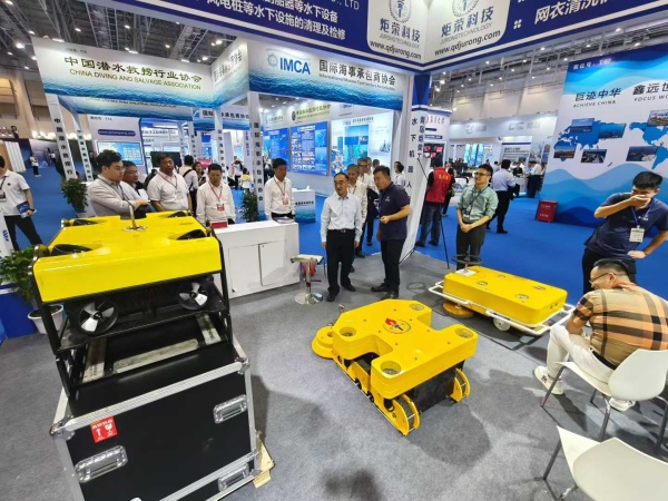 高壓清洗機(jī),進(jìn)口高壓清洗機(jī),高壓清洗機(jī)價格,超高壓清洗機(jī)